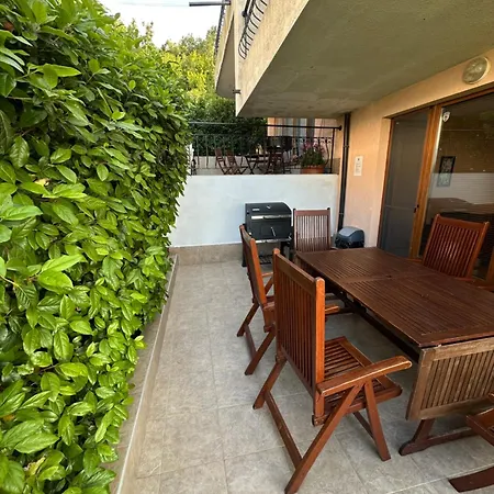 - Uzundzha Casa de Férias
