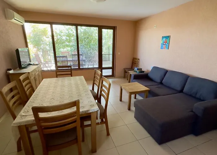 - Uzundzha Ferienhaus *